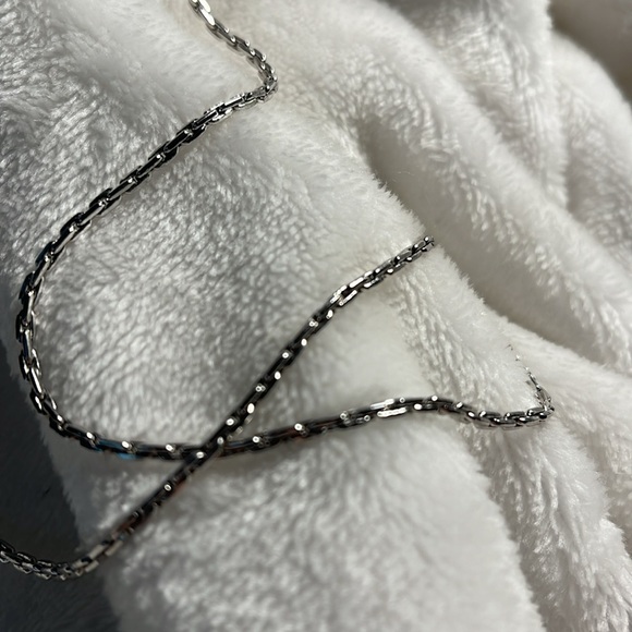 Necklace Sara Coventry fine silver chain, charm for SC on hook clasp - Picture 4 of 4